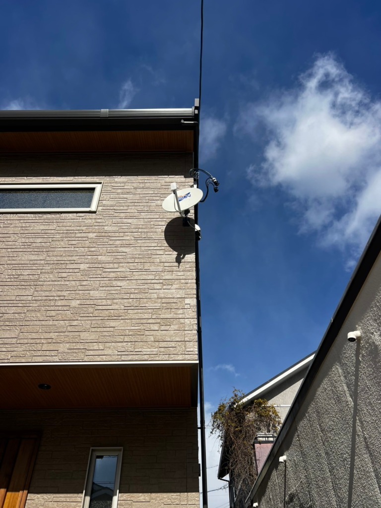尾張旭市新居町のアイ工務店様新築　2K4K8KBSと地上波デジタル放送テレビアンテナ工事