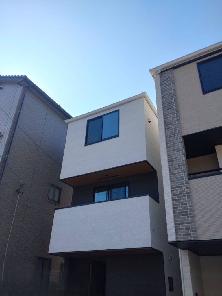 名古屋市昭和区長戸町のオープンハウス様　アンテナ配線がない屋根裏での地上波デジタル放送工事