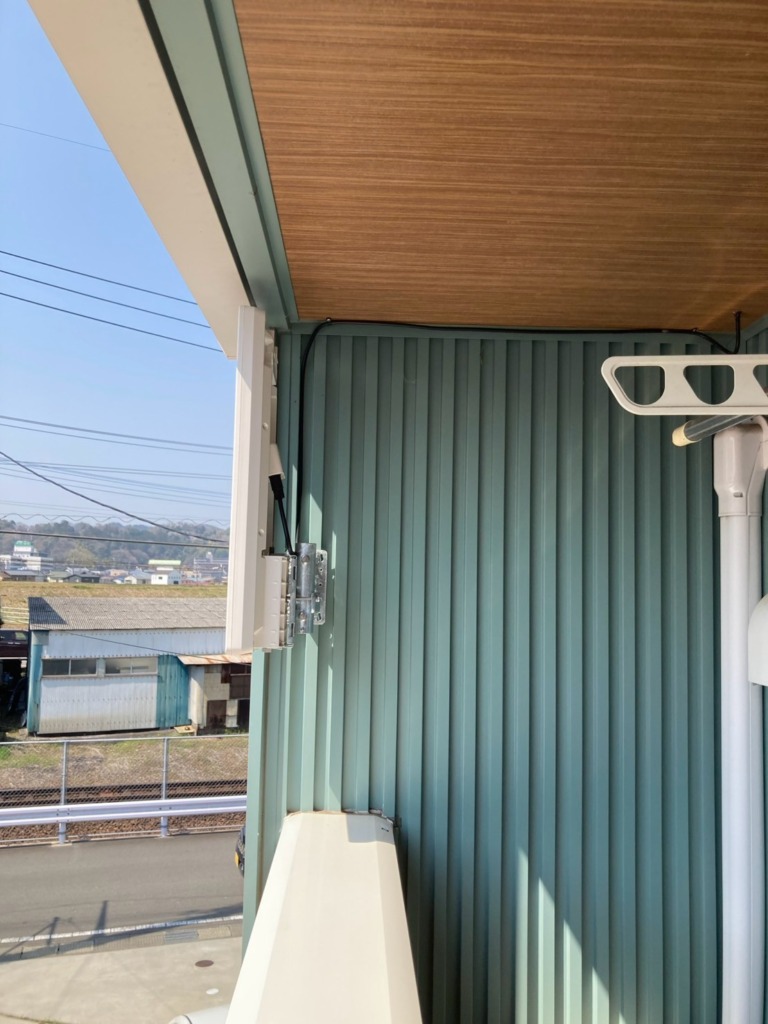 伊豆の国市南條の第一建設様既存住宅　光テレビから地上波デジタル放送デザインアンテナへの切り替え工事