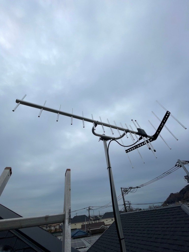 中郡大磯町月京のアーネストワン様新築 安定受信目的の地デジ八木式アンテナ工事