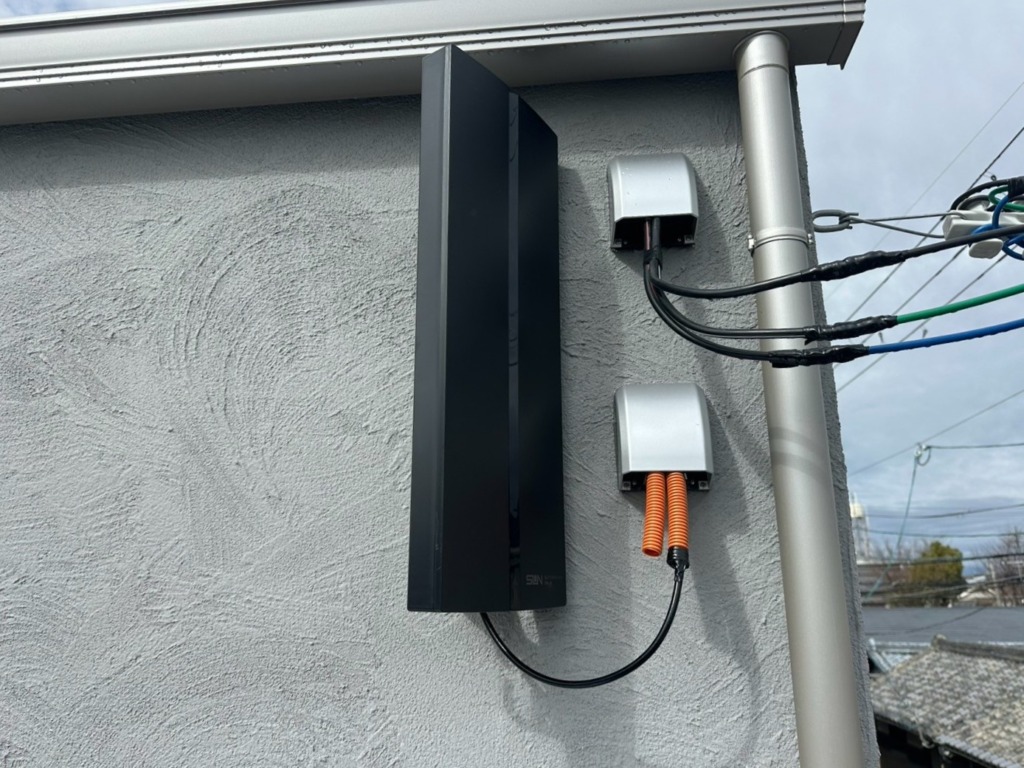 藤井寺市惣社のD's style様新築　地上波デジタル放送お洒落なデザインアンテナ壁面工事