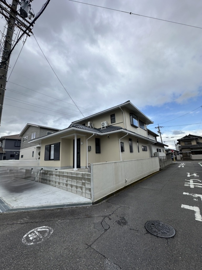 小牧市本庄の既存住宅で外から見えない地上波デジタル放送テレビアンテナ工事