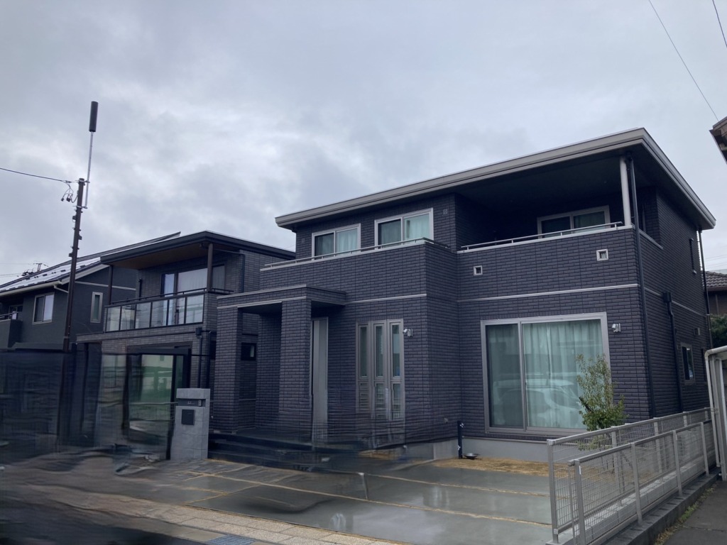 各務原市蘇原申子町のセキスイハイム様新築 スッキリポールへの地上波ユニコーンアンテナ工事