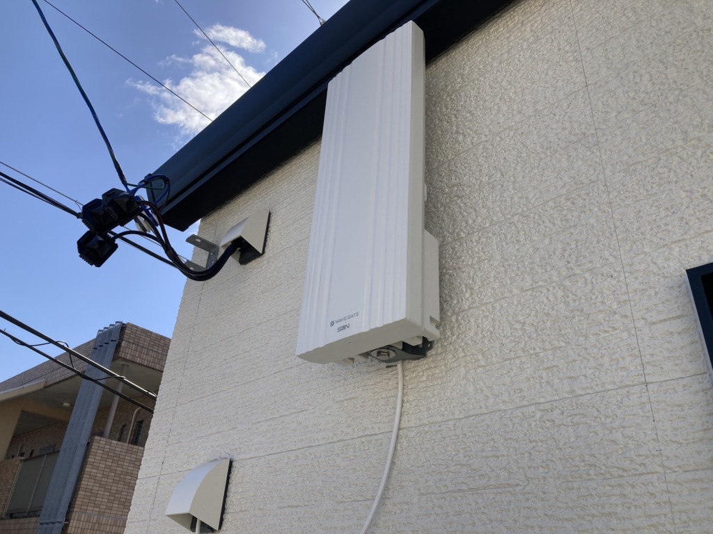 日進市竹の山アイ工務店様新築 お洒落なデザインアンテナ壁面工事