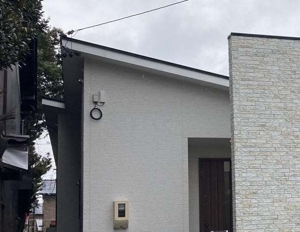 清須市西枇杷島町小野田の東新住建様平屋新築　外から見えない地デジ屋根裏アンテナ工事