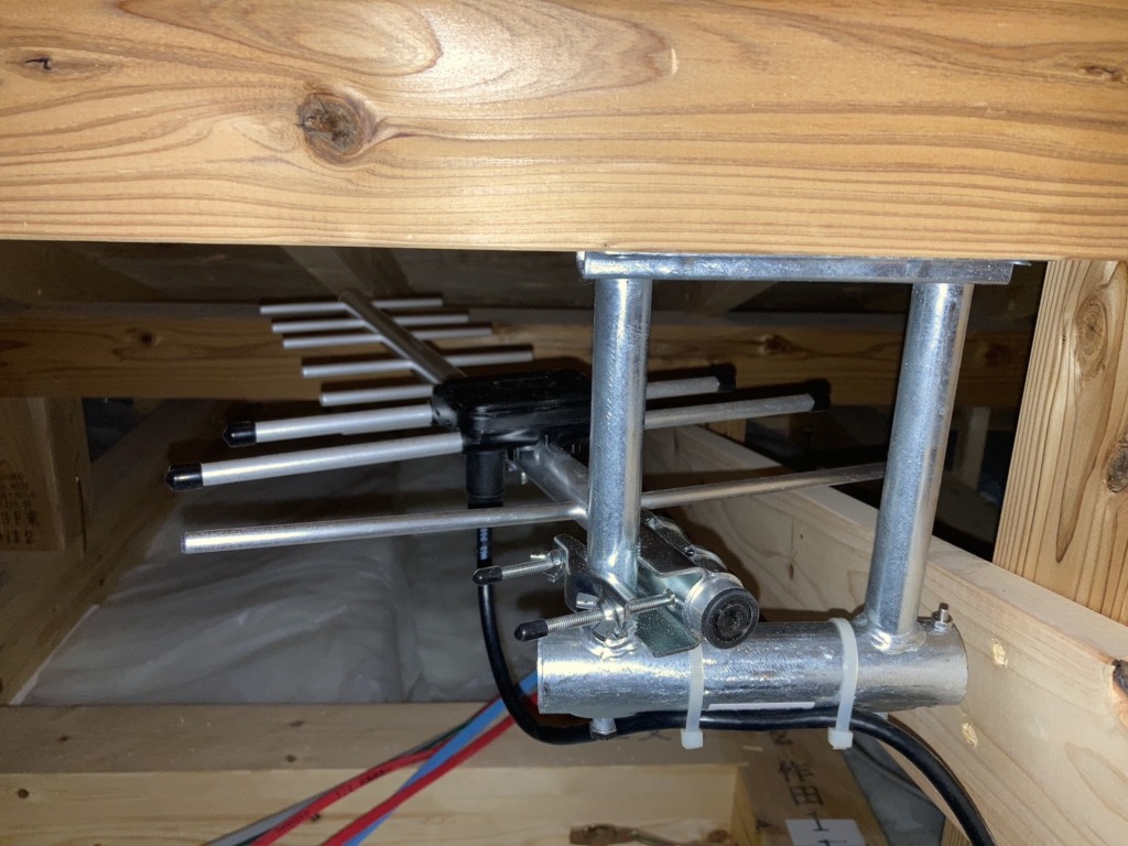 長久手市作田のオープンハウス様3階建て新築　台風でも安心の屋根裏アンテナ工事