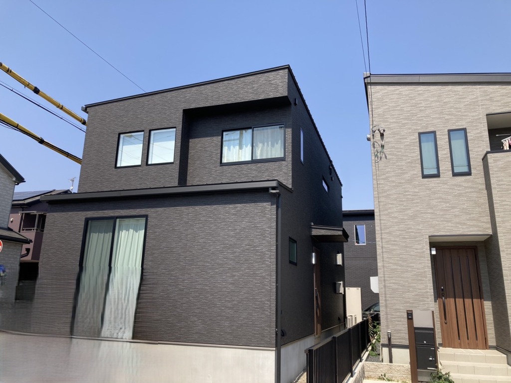 丹羽郡扶桑町高雄の太陽光パネルがある新築住宅でのユニコーンアンテナ工事