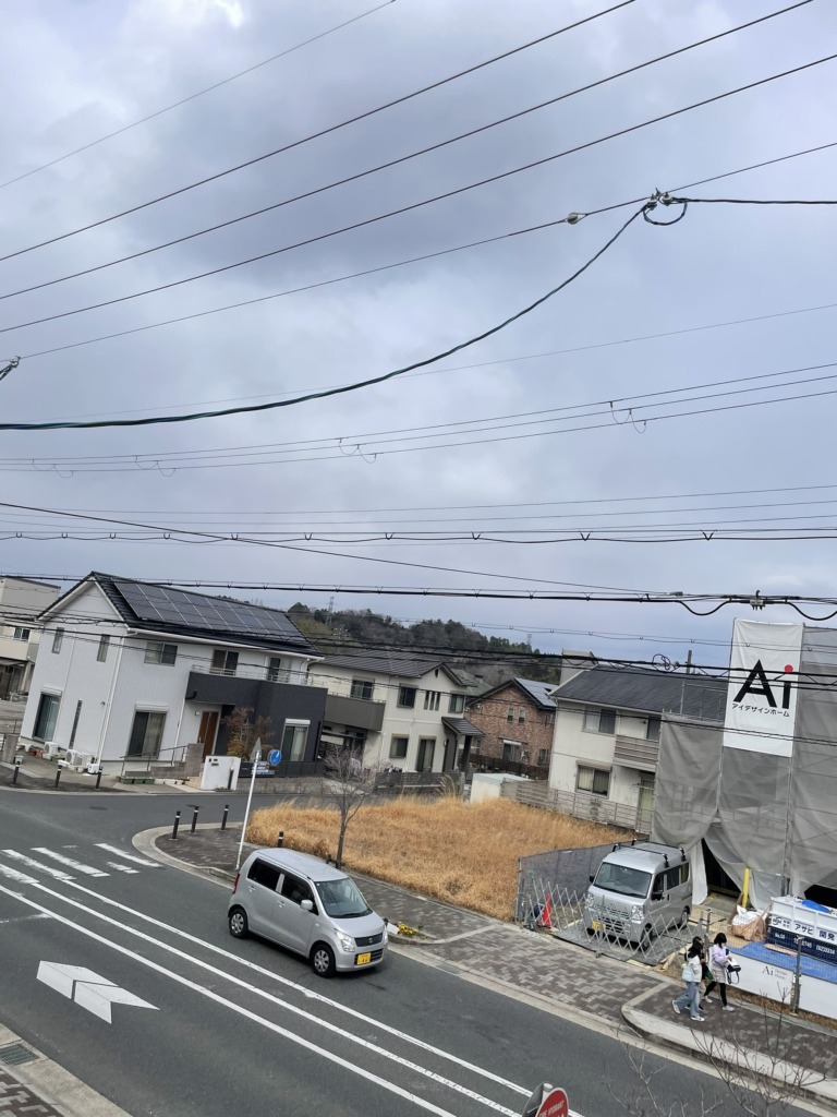 木津川市梅美台の光仕様の既存住宅での地上波デジタル放送テレビアンテナ工事