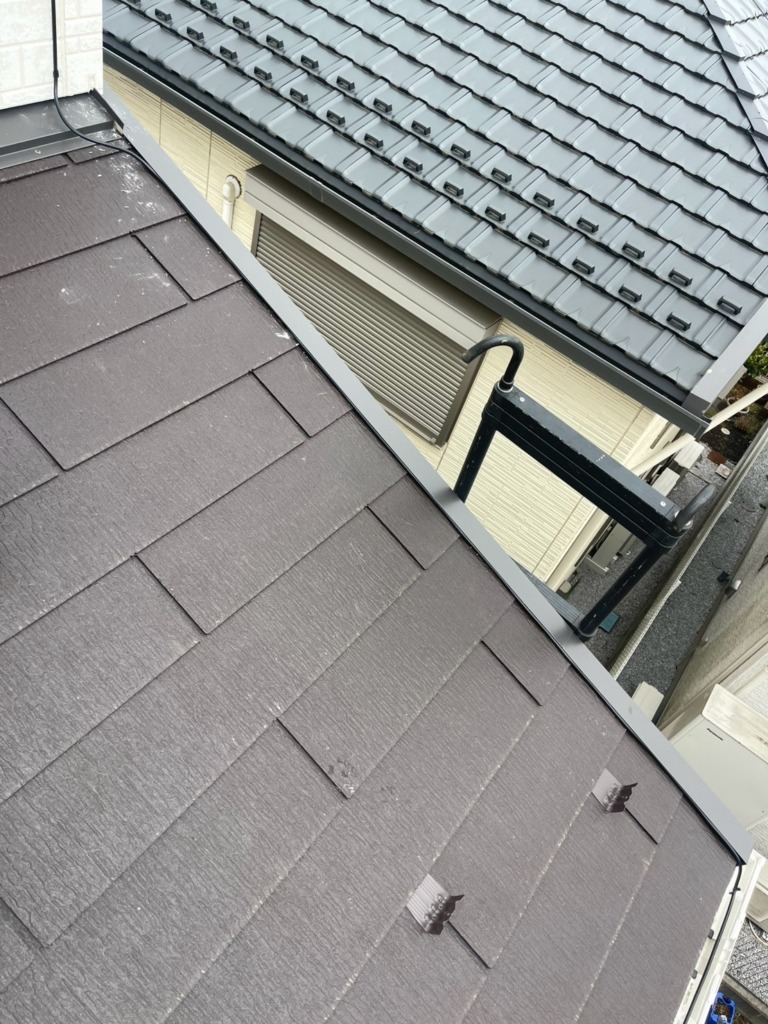 海老名市上今泉のホークワン様新築 垂直波用デザインアンテナ壁面工事