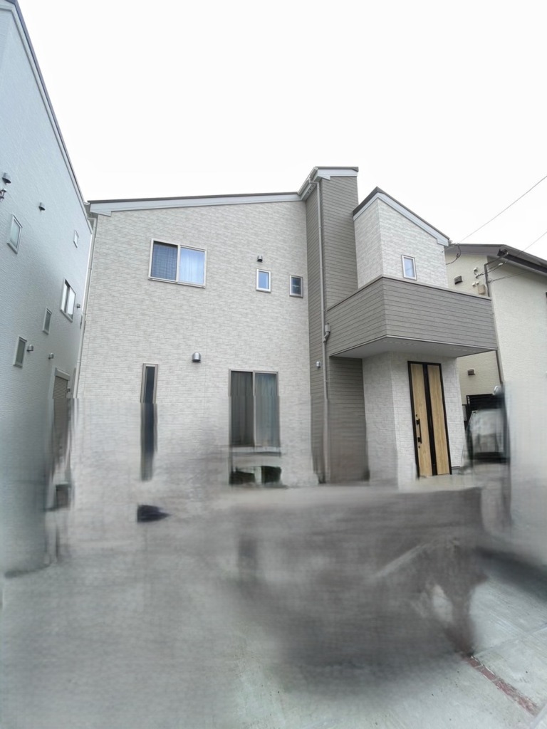 海老名市上今泉のホークワン様新築 垂直波用デザインアンテナ壁面工事