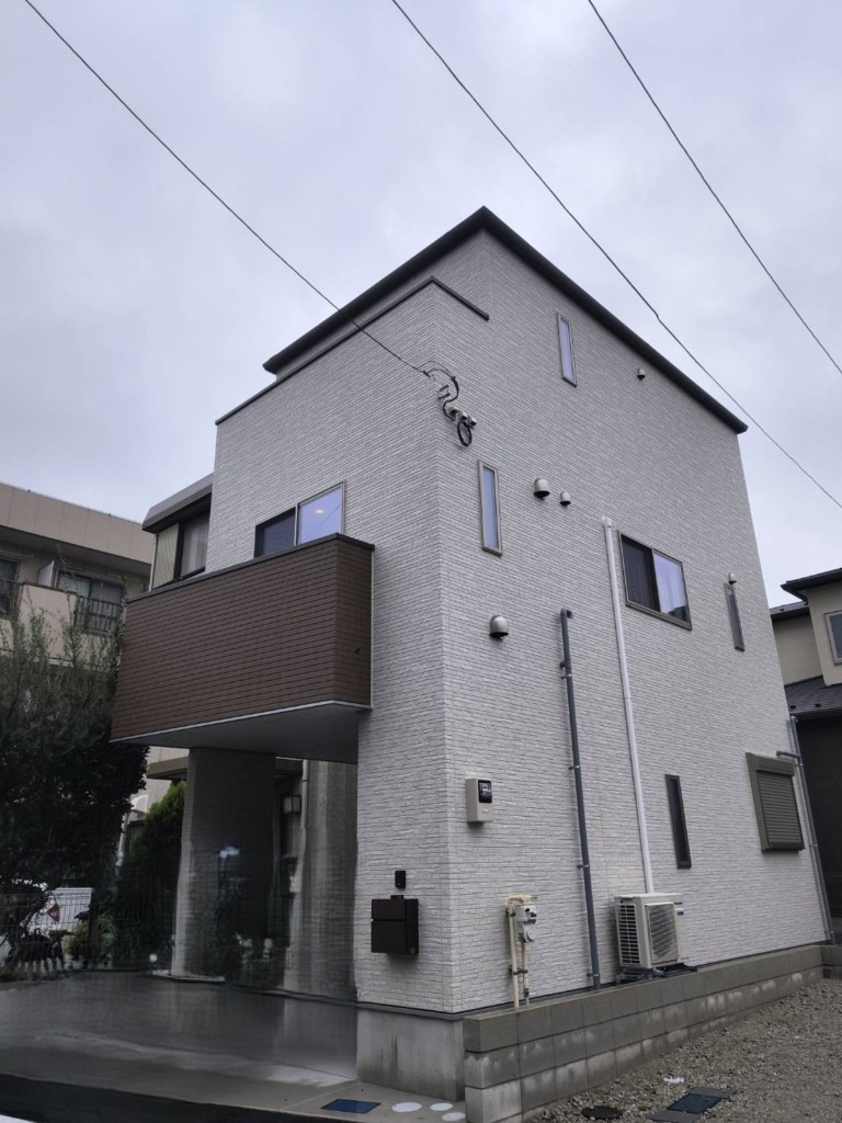 浦安市北栄のオープンハウス様新築　台風でも安心の屋根裏アンテナ工事