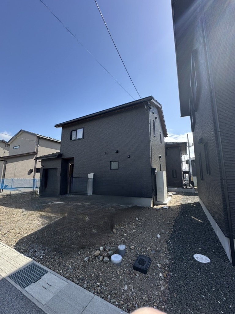 長浜市祇園町のアイ工務店様新築　安定受信目的の八木式アンテナ工事