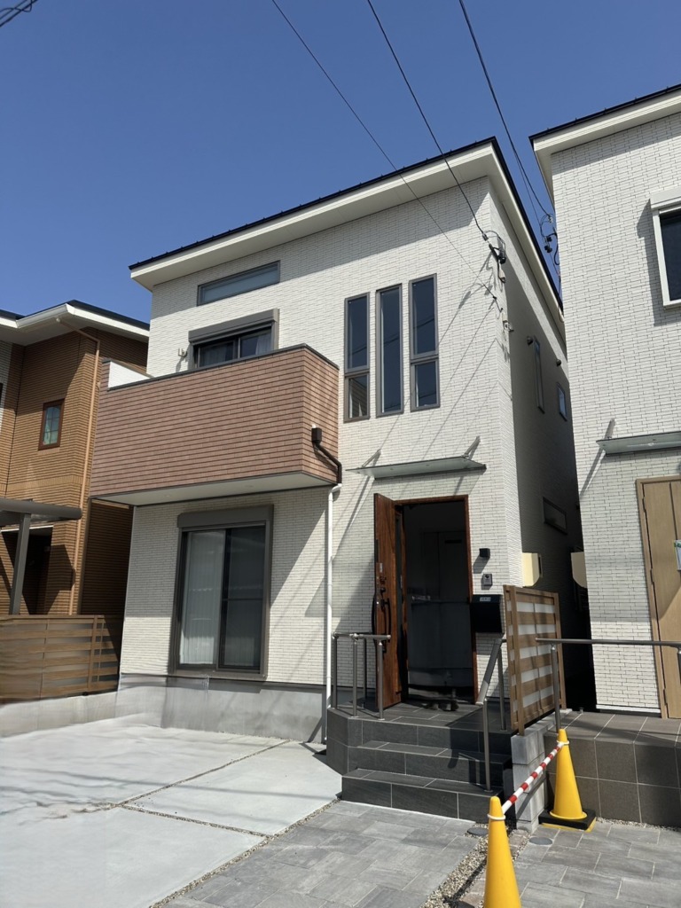 名古屋市西区中小田井の伊藤建設様新築　屋根裏アンテナ工事