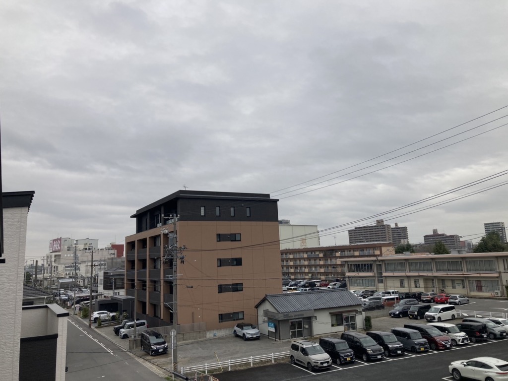 安城市横山町のクレストンホーム様新築　デザインアンテナ壁面工事