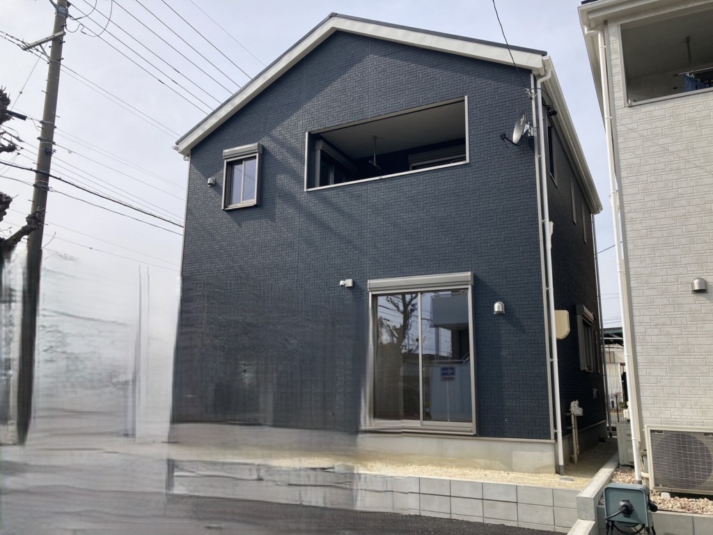 名古屋市港区小碓のアーネストワン様新築　4K8K対応BSと地デジ屋根裏アンテナ工事