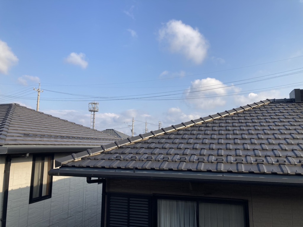 各務原市東山の既存住宅　4K8K放送対応BSと地デジ屋根裏アンテナ工事
