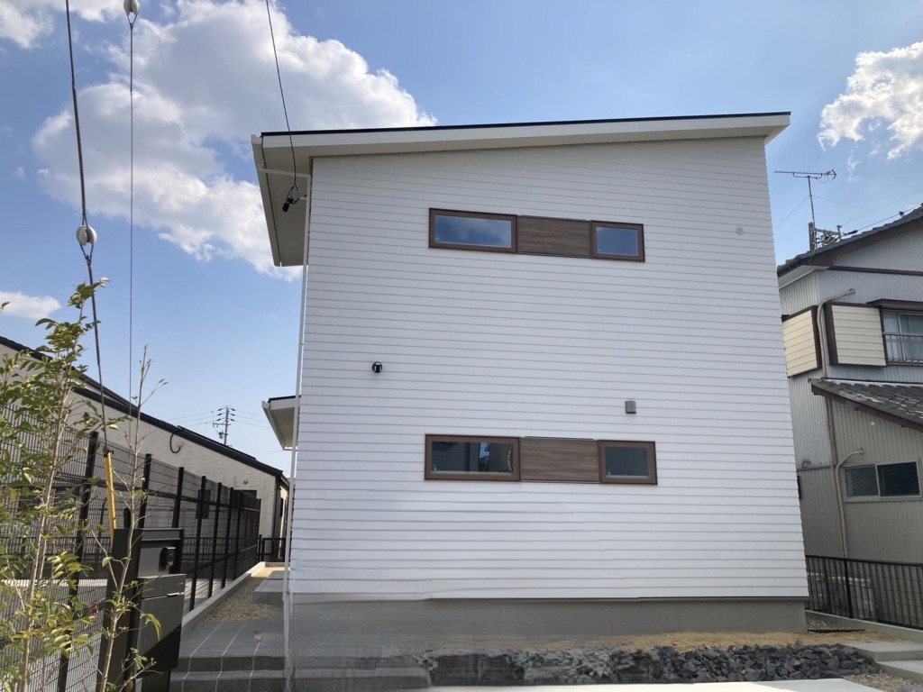 一宮市大和町妙興寺のサーラ住宅様新築　台風でも安心の地デジ屋根裏アンテナ工事