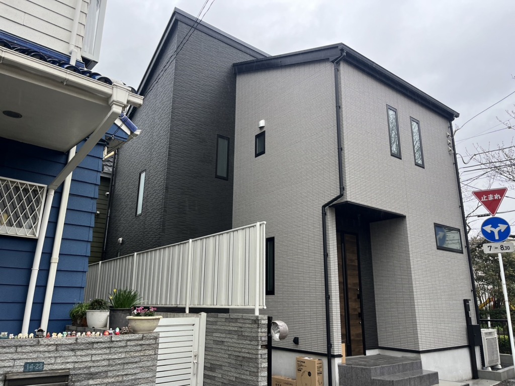 2026年5月8日 相模原市中央区弥栄の金子建設様既存住宅　光テレビから4K8K放送対応BSと地デジユニコーンアンテナへの切り替え工事