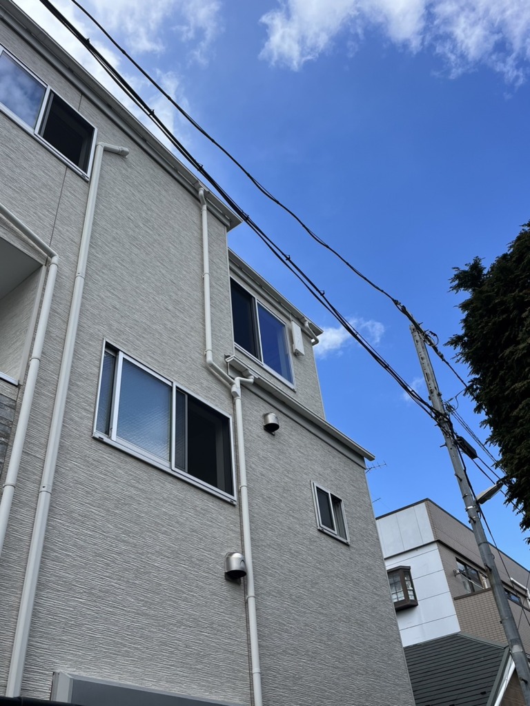 昭島市東町の既存住宅　デザインアンテナ壁面工事