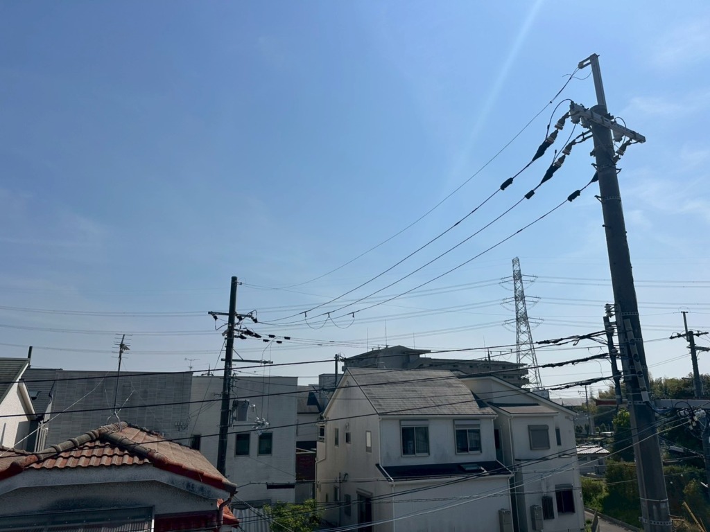 枚方市牧野本町の秀光ビルド様既存住宅　光テレビからユニコーンアンテナへの切り替え工事