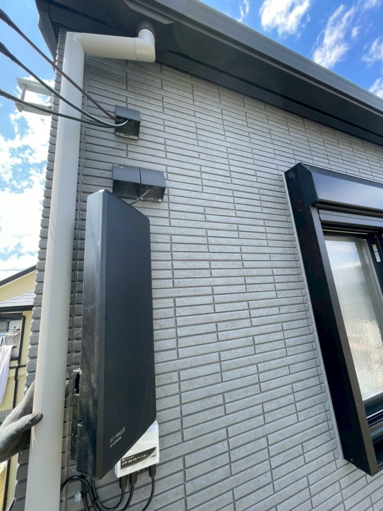武蔵野市西久保のタマホーム様新築　4K8K放送対応BSと地上波デザインアンテナ壁面工事