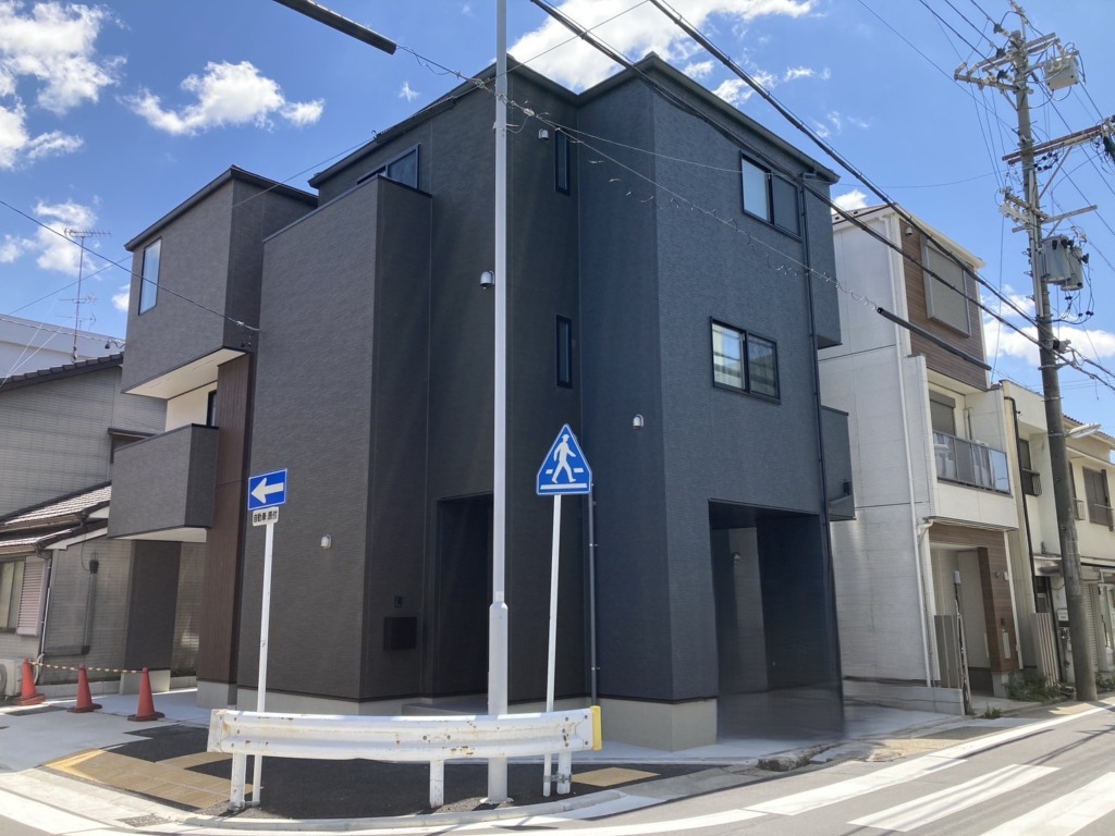 名古屋市昭和区北山本町のオープンハウス様新築 建物の外観が気にならない屋根裏アンテナ工事