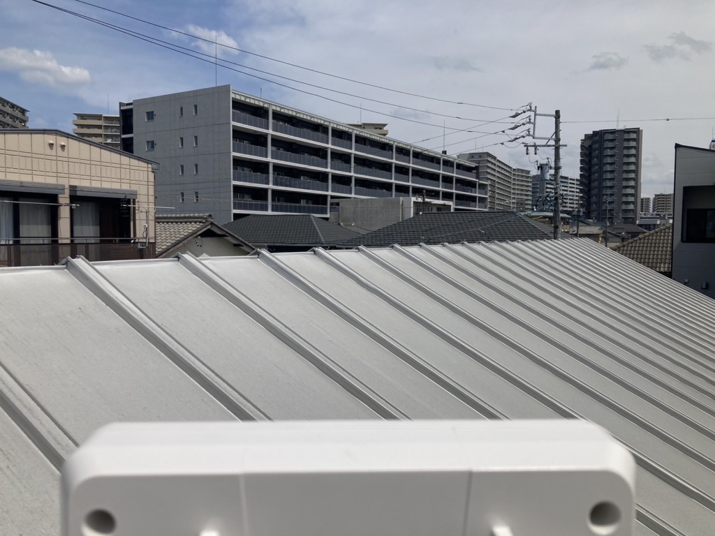 長久手市下川原の既存住宅　地上波デジタル放送デザインアンテナサイドベース工事