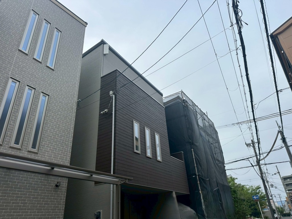 豊中市庄内幸町の萩田工務店様新築　デザインアンテナ壁面工事