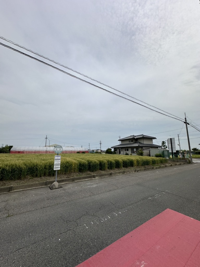 稲沢市坂田町のアイ工務店様新築平屋　建物の外観を気にしなくても良い地デジ屋根裏アンテナ工事