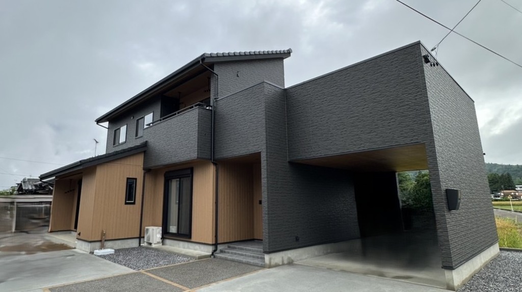 関市武芸川町高野のトカラ住建様新築　外から見えない4K8K放送対応BSとデザインアンテナ壁面工事