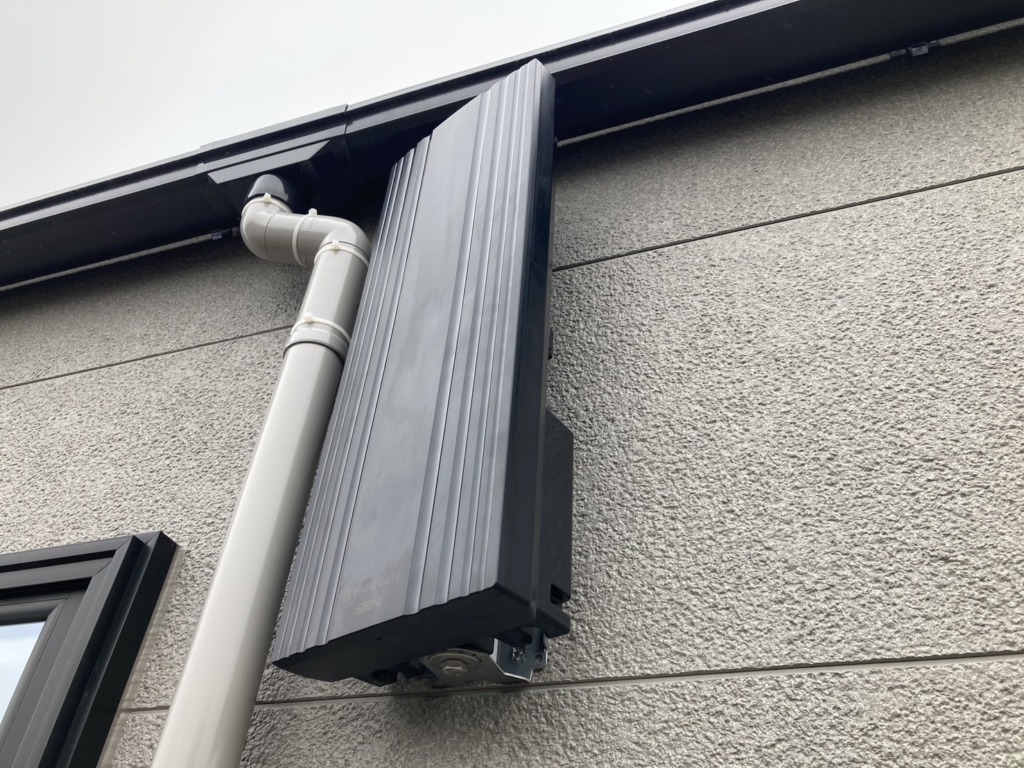 知多郡東浦町森岡のアーキテックス様新築 デザインアンテナ壁面工事