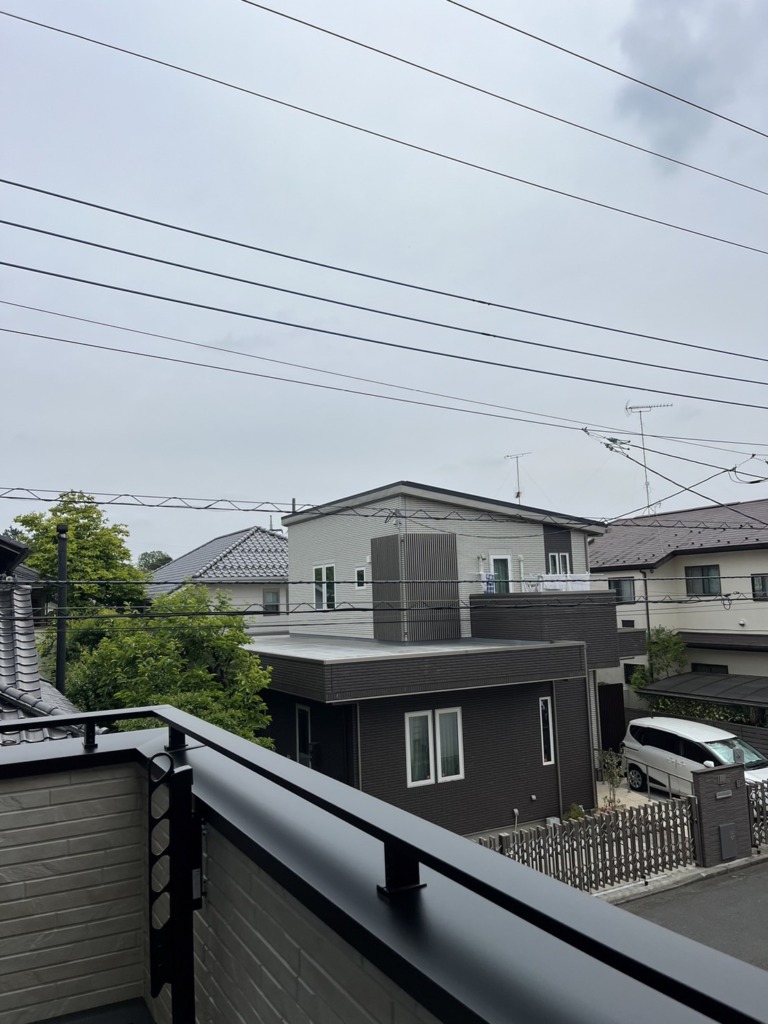 国立市北のAQグループ様新築　台風でも安心の屋根裏アンテナ工事