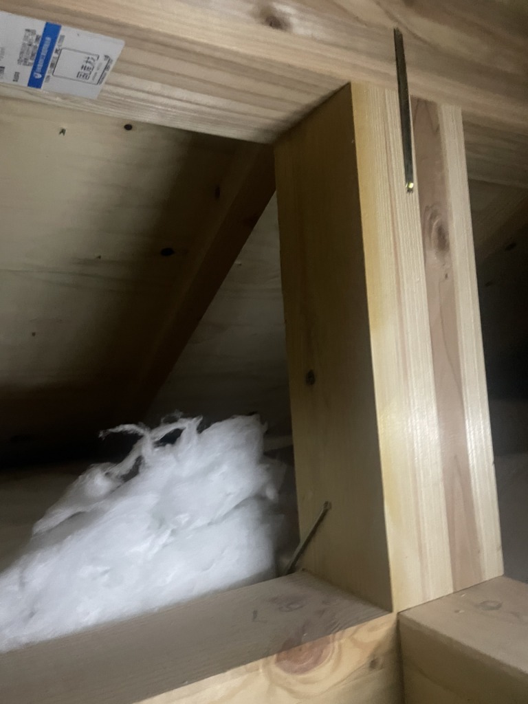 松原市高見ノ里のファースト住建様新築　台風でも安心の地デジ屋根裏アンテナ工事