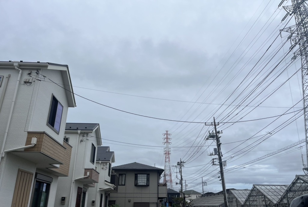 横浜市泉区和泉が丘のハウスプラン様既存住宅 光テレビからユニコーンアンテナへの切り替え工事