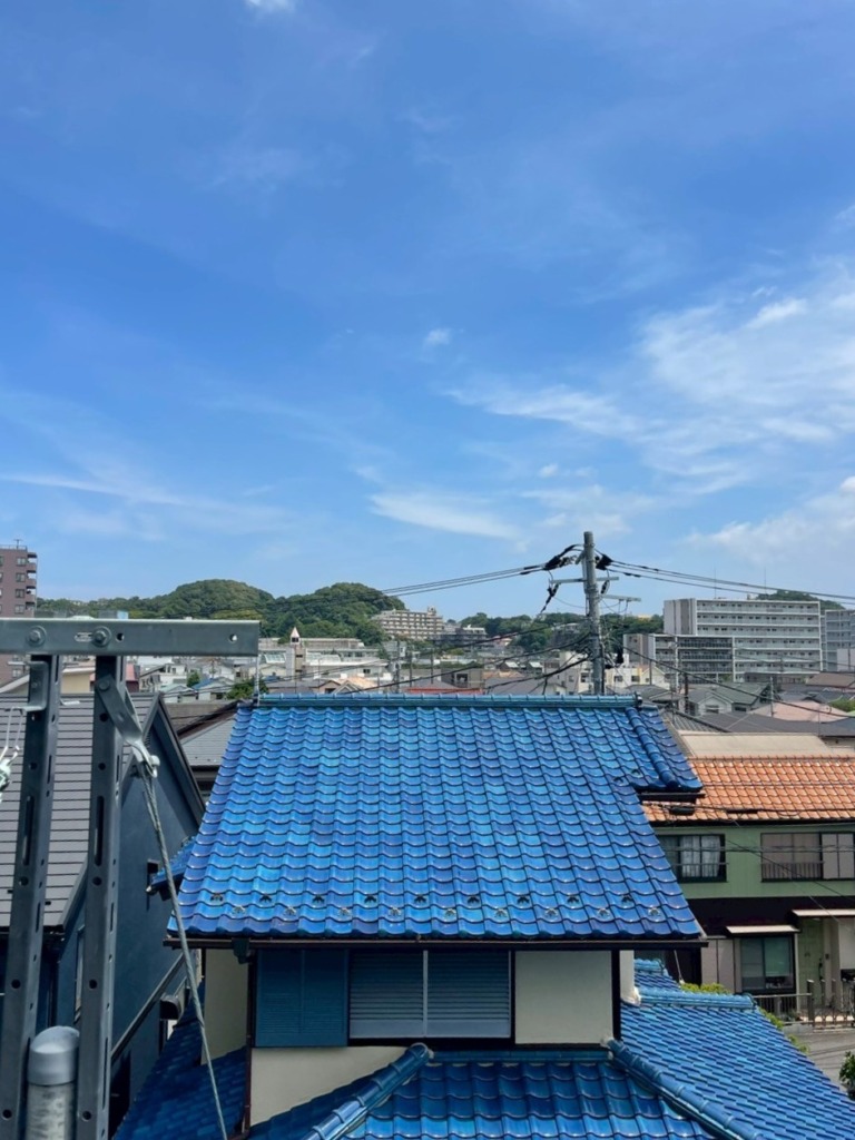 横須賀市小矢部の平屋新築　デザインアンテナ壁面工事