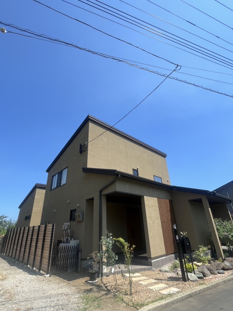 中郡大磯町西小磯の既存住宅　4K8K放送対応BSアンテナ追加工事