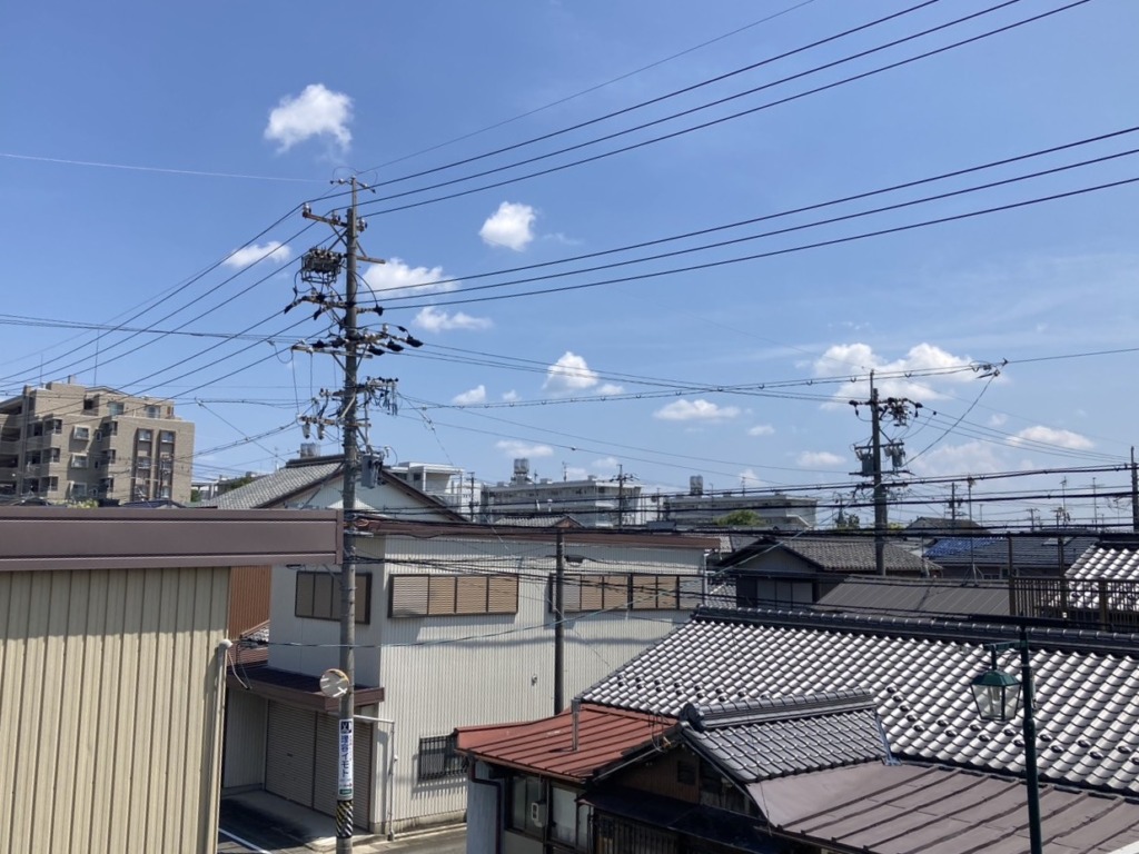 各務原市那加雄飛ケ丘町のアールギャラリー様新築　地上波デジタル放送デザインアンテナ壁面工事