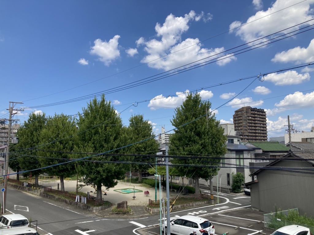名古屋市熱田区一番のアールプランナー様新築　地上波デジタル放送デザインアンテナ壁面工事